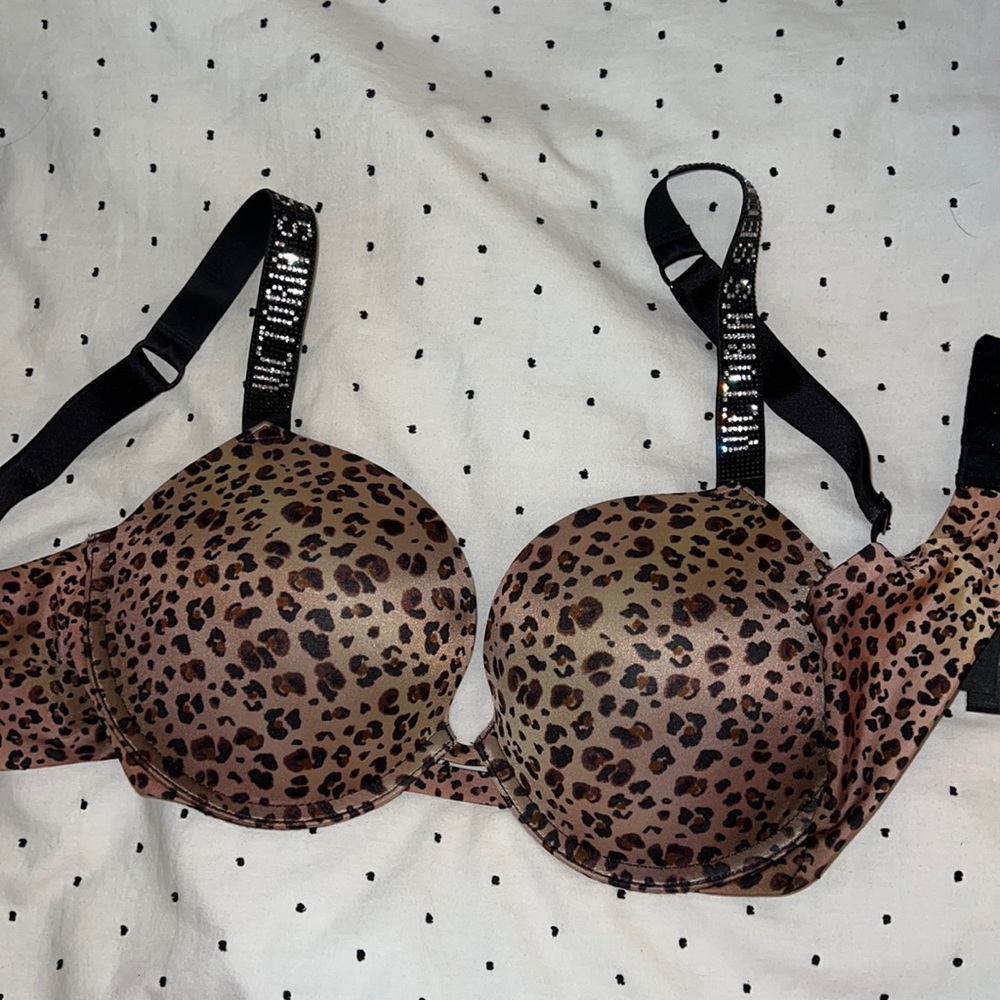 Victoria’s Secret push up bra